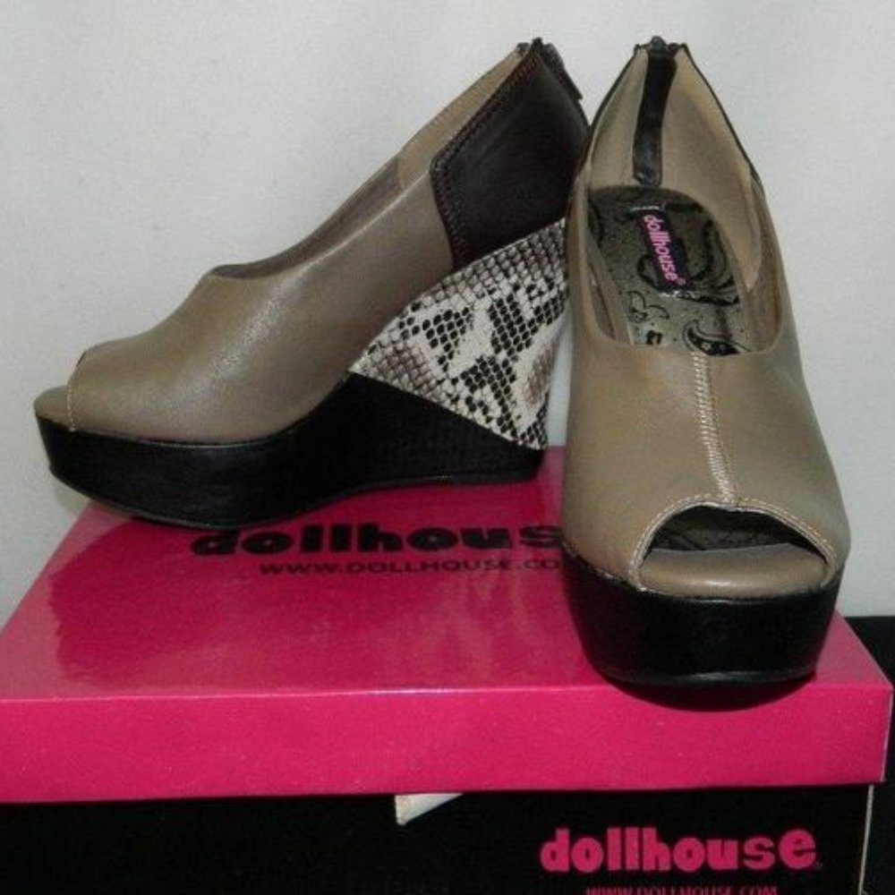 Brown/Taupe Wedge Trista Brown/Taupe Peep-toe Pump